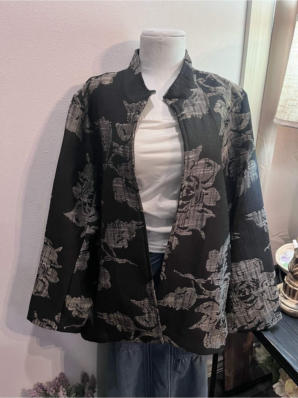 Black and Tan Embroidered Blazer Jacket Sz 1X